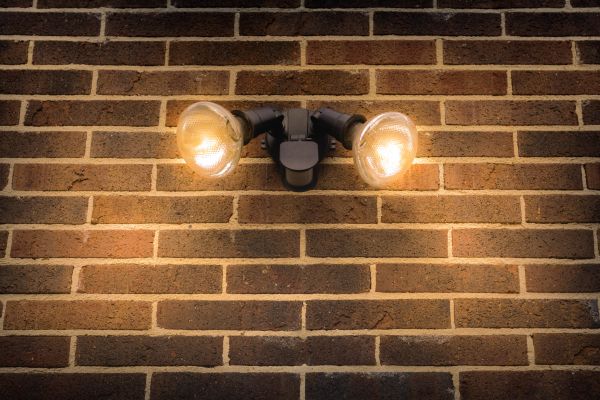 Floodlight Bulb Replacement