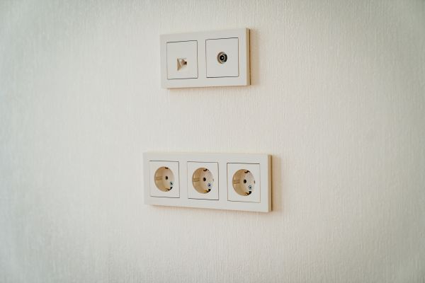 Electrical Outlet Replacement