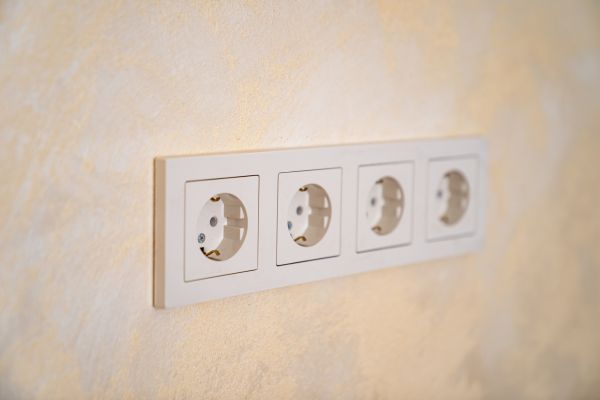 Electrical Plug Replacement