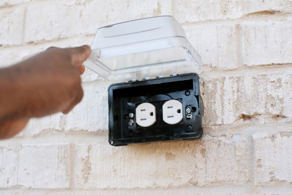 Electrical Outlet Wiring